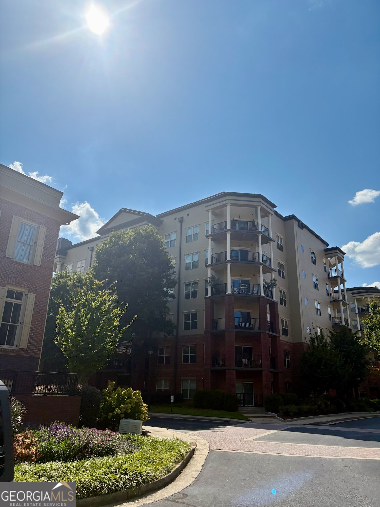 200 River Vista Drive # 732 Property Photo 1