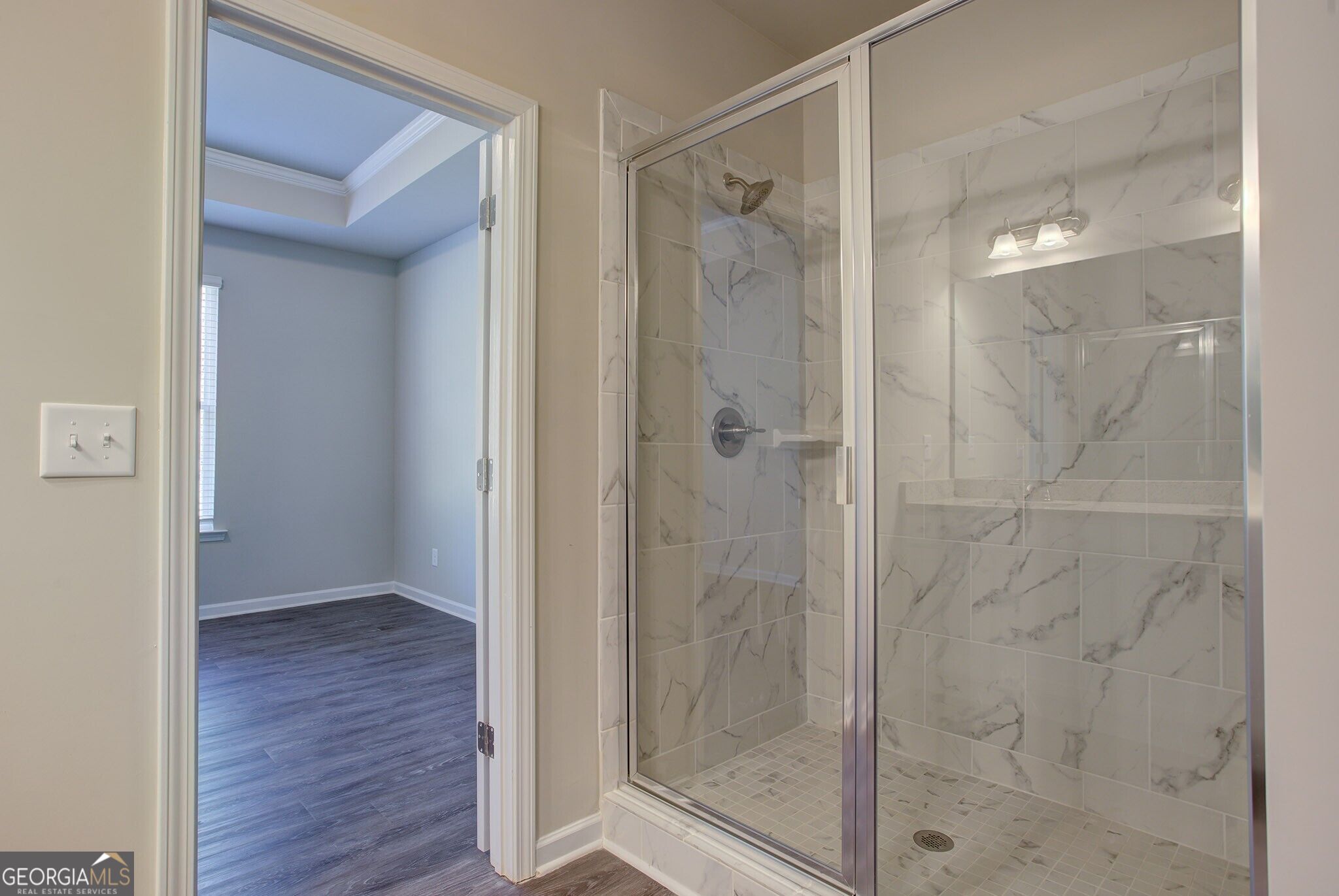 240 Cochin Drive Property Photo 14