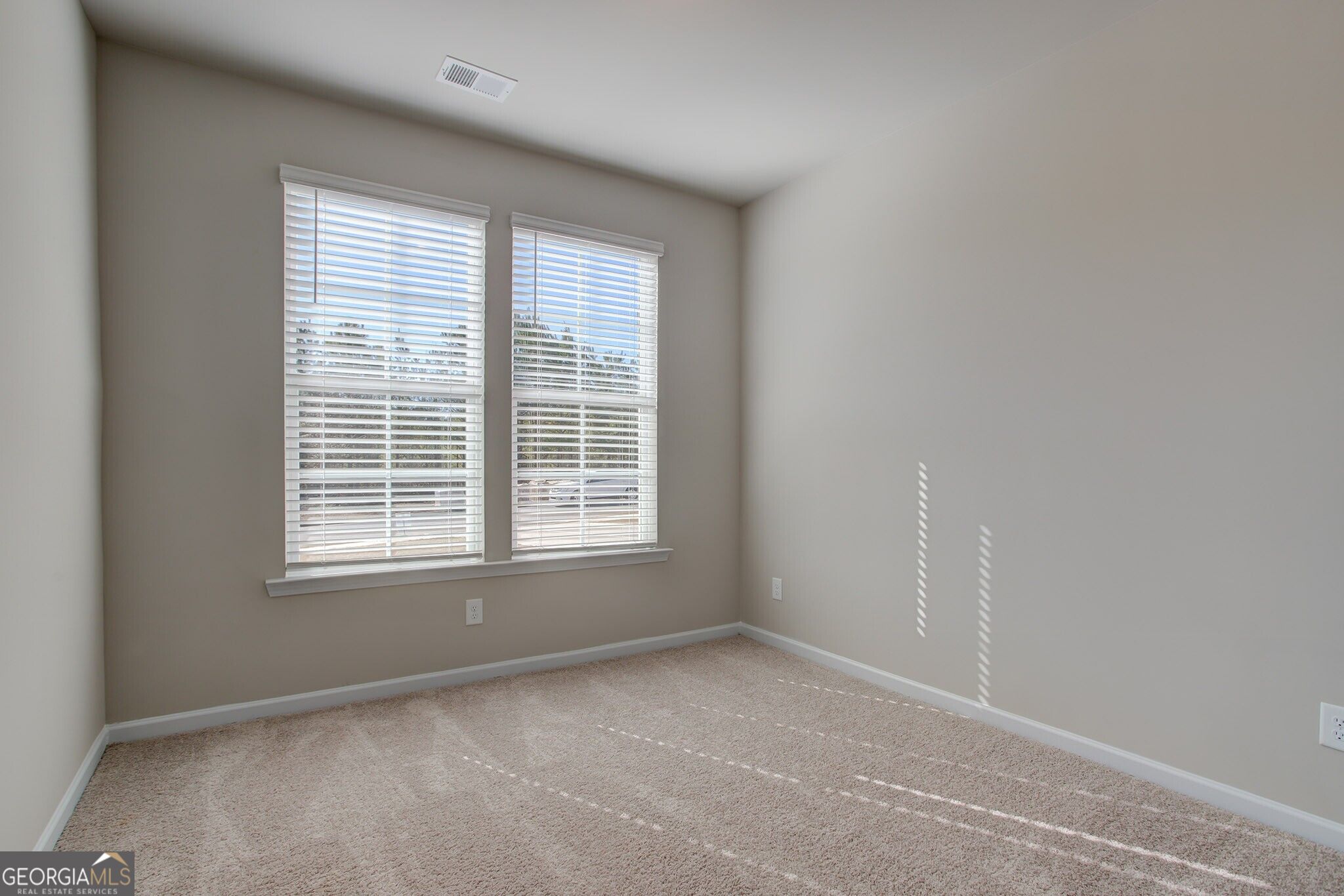 240 Cochin Drive Property Photo 18