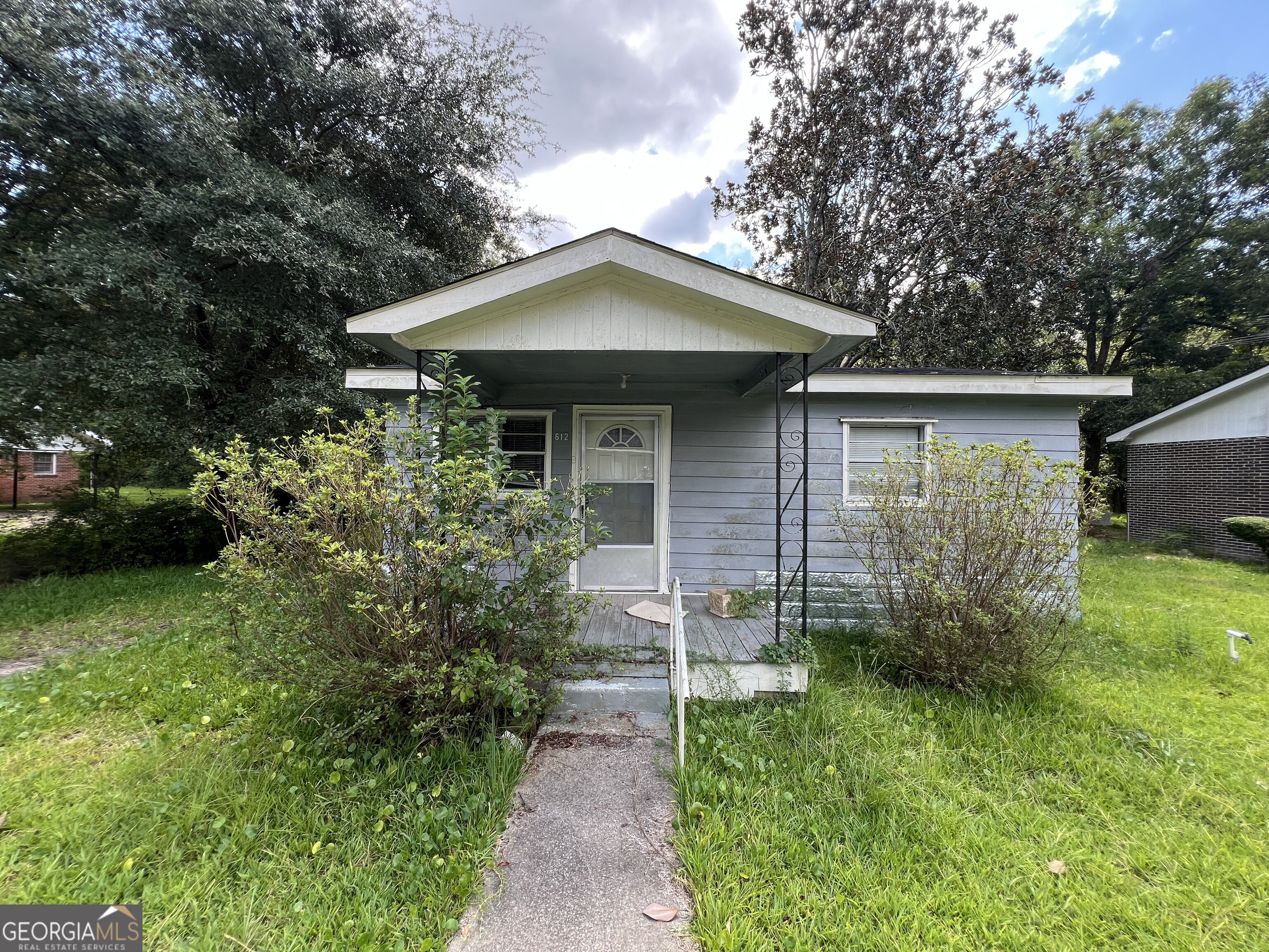612 Zackery Avenue Property Photo 1