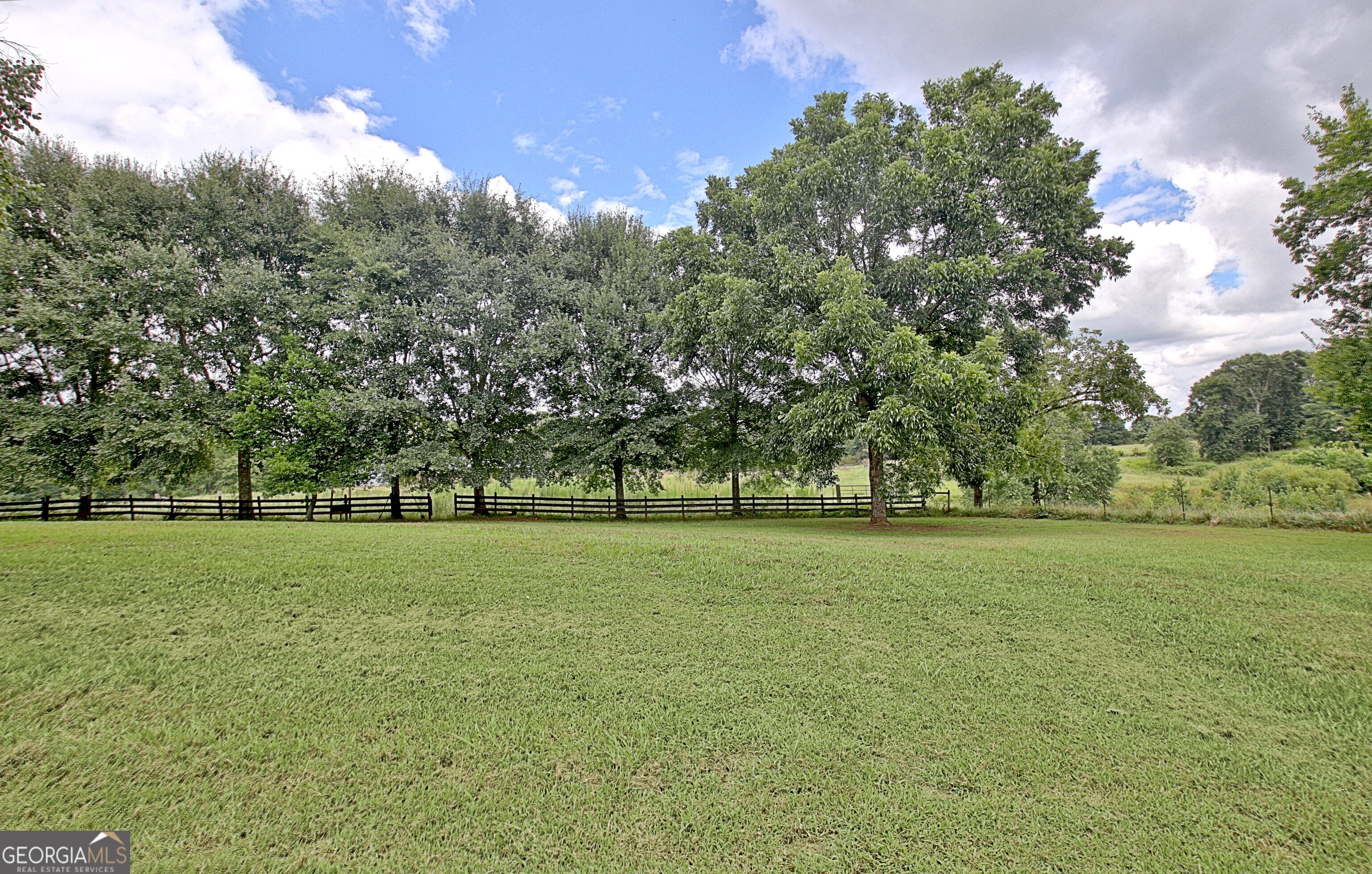 233 Fling Road Property Photo 49