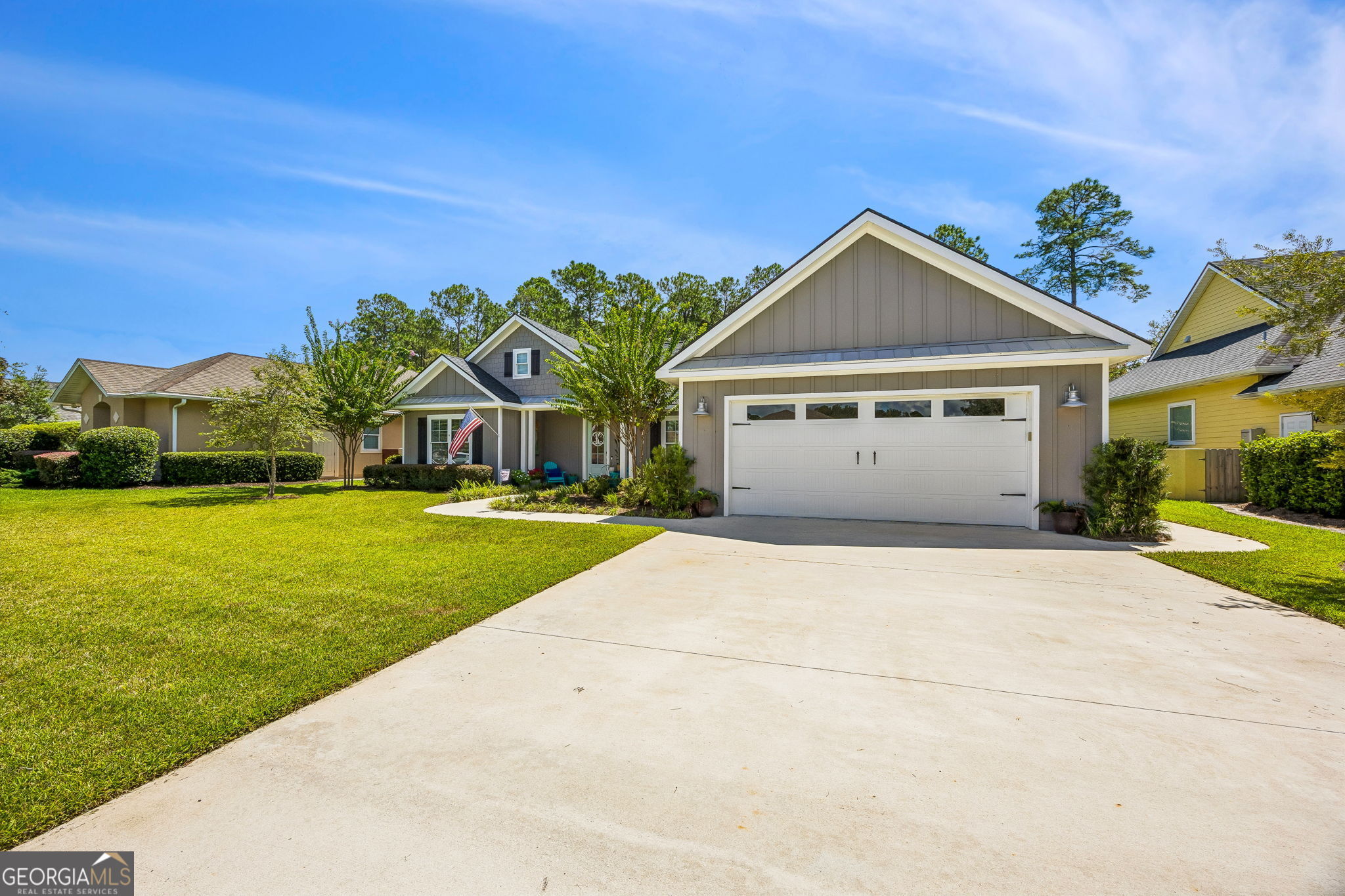 118 Oarsman Crossing Property Photo 3