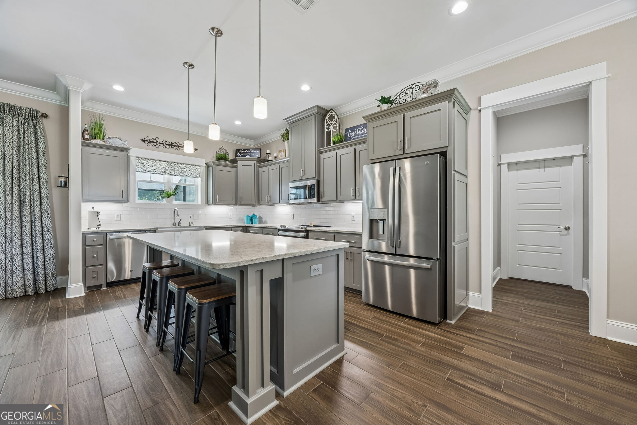 118 Oarsman Crossing Property Photo 10