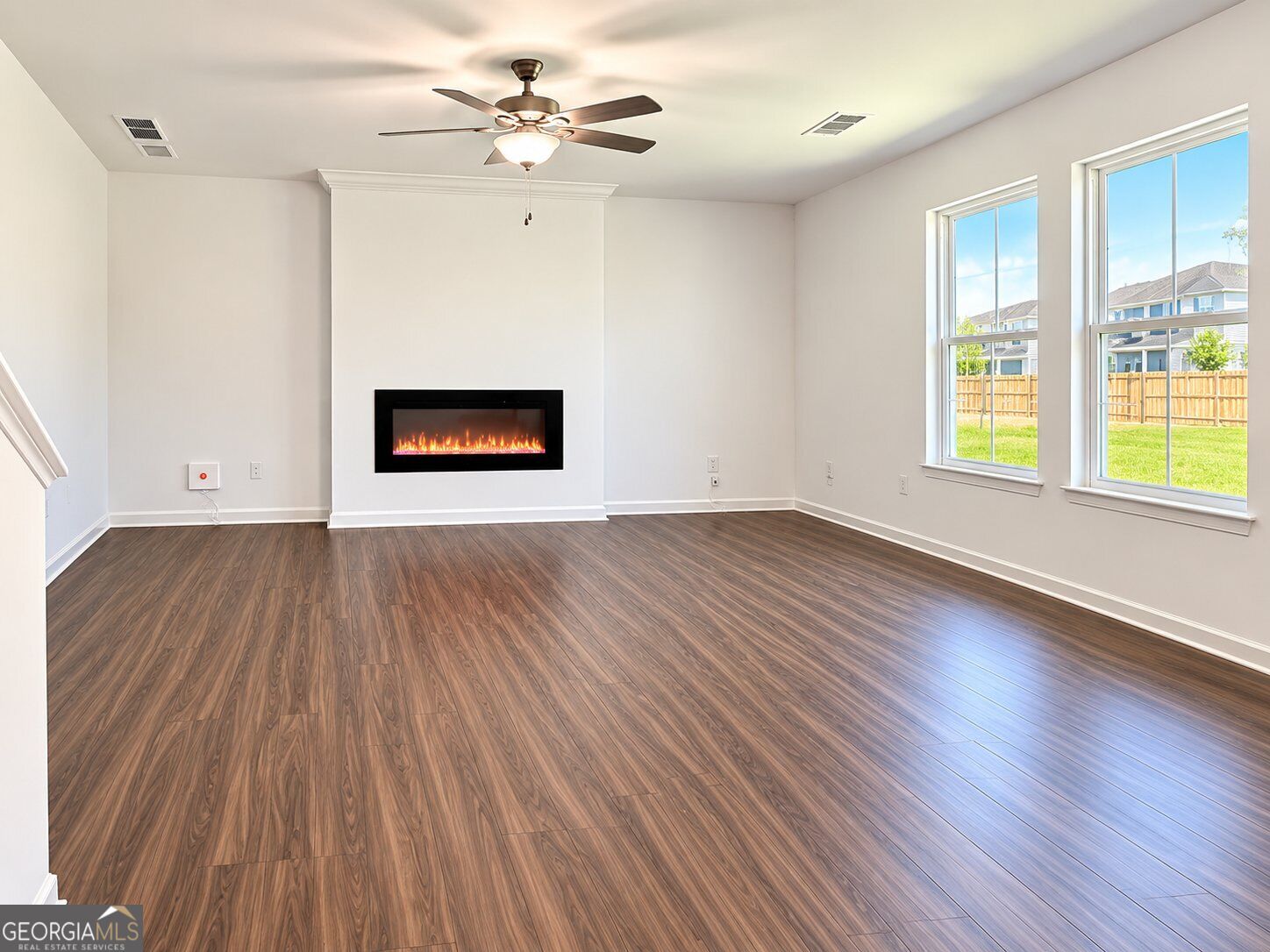 533 Traminer Way Property Photo 4