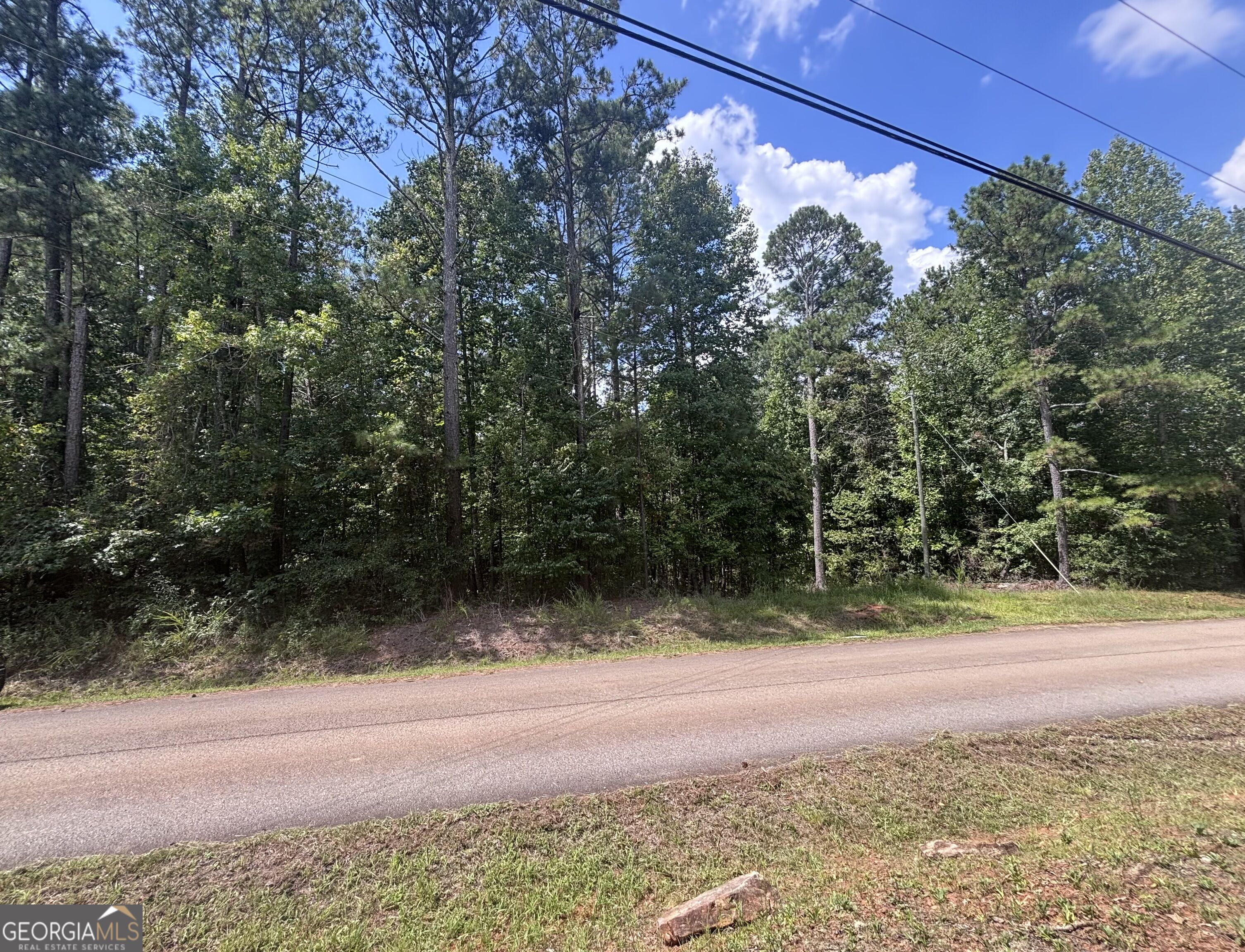 679 Freedom Drive Property Photo 2