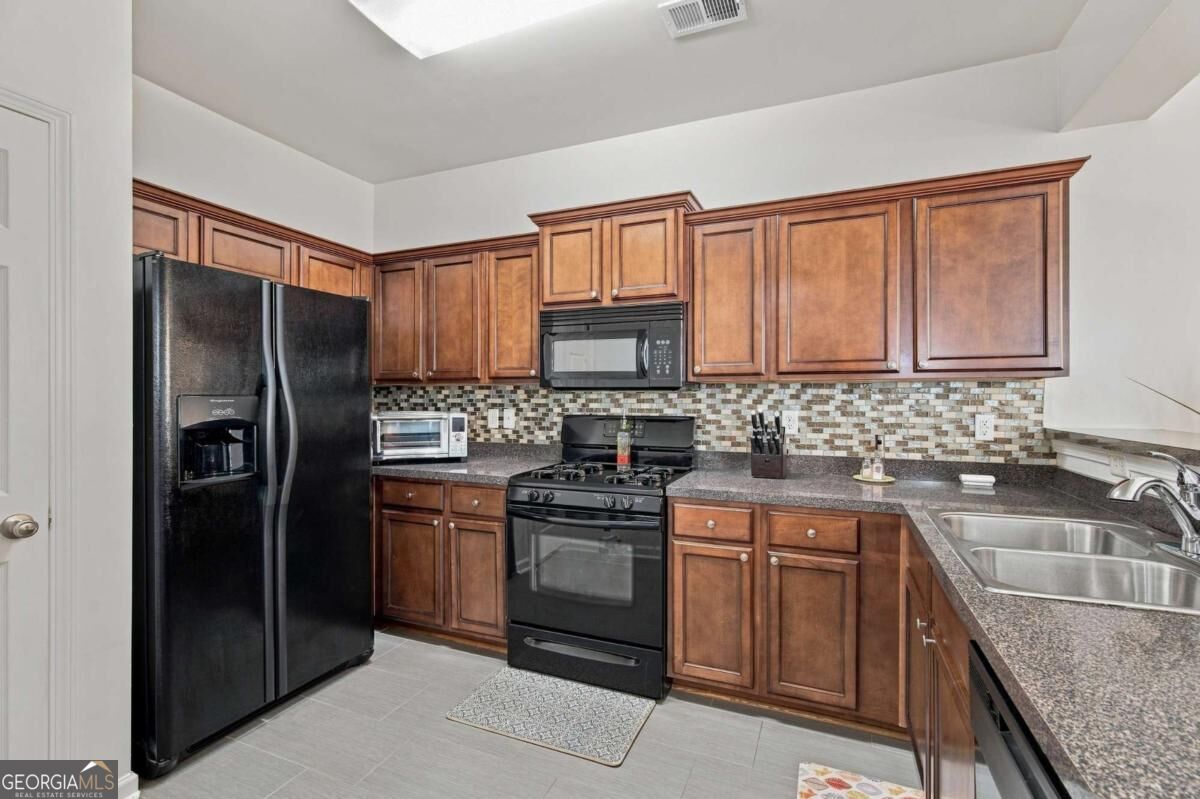 7215 Rockhouse Road # 15 Property Photo 15