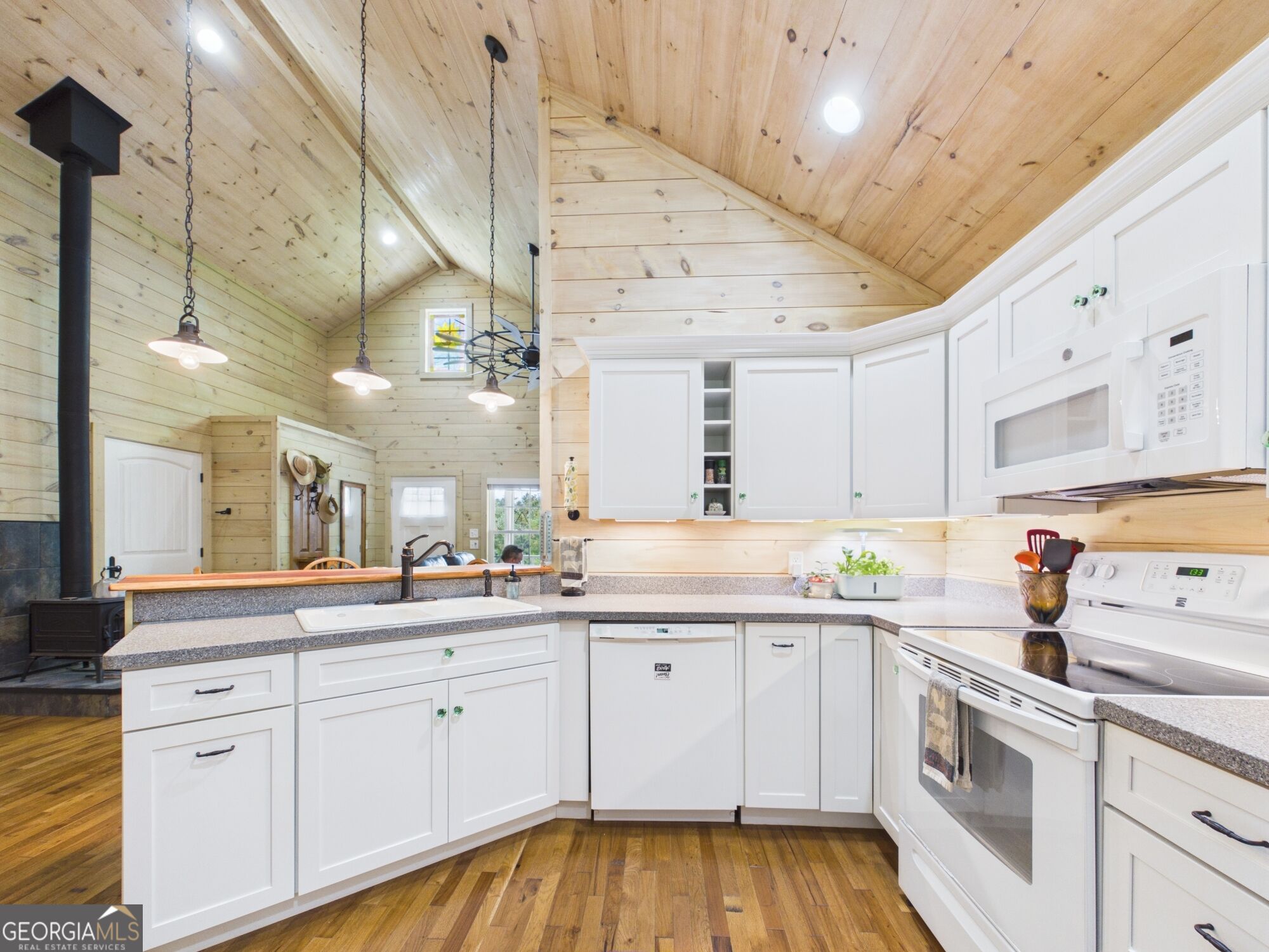 582 Asbury Church Road Property Photo 11