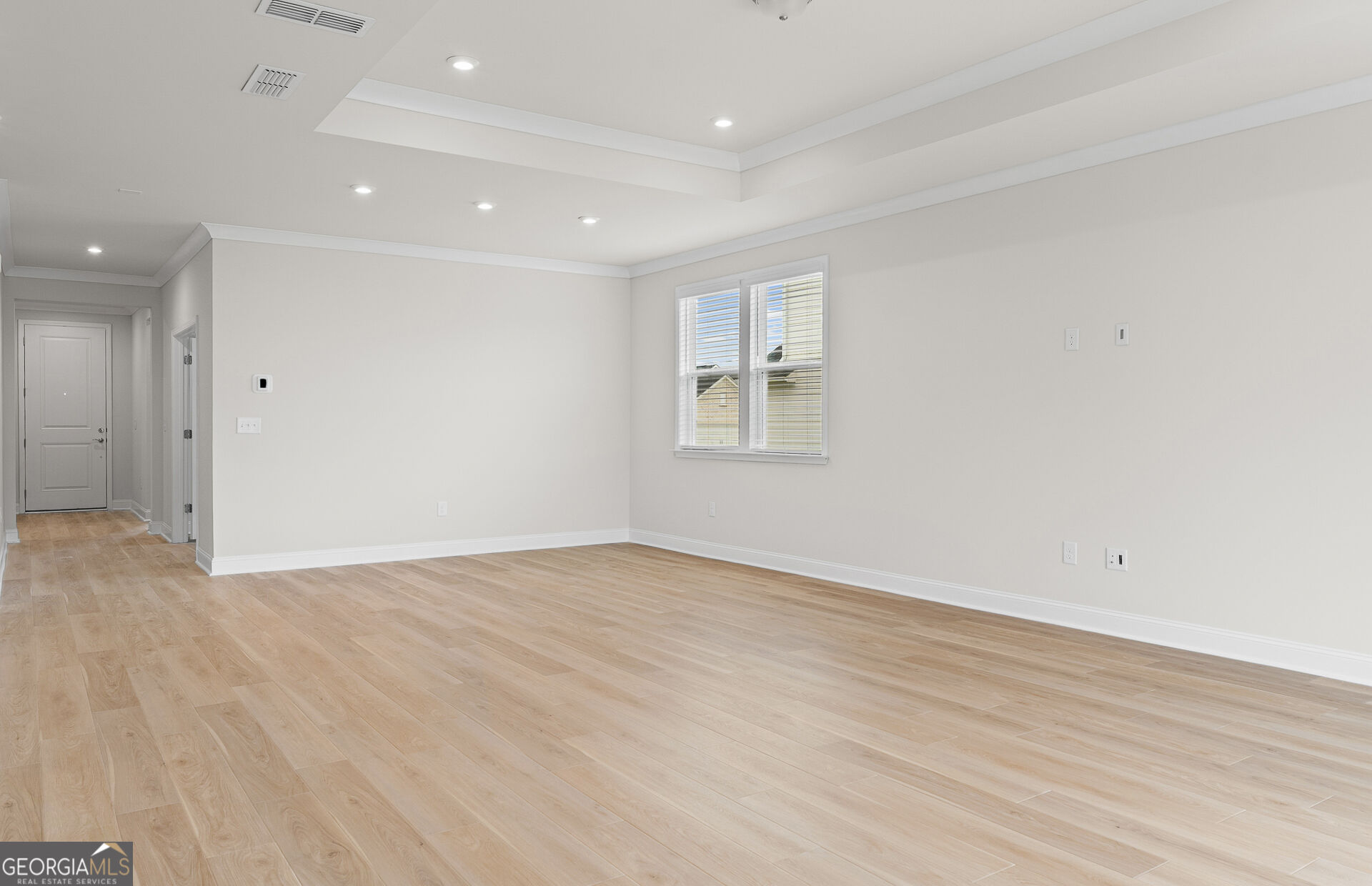 134 Kenney Way Property Photo 7