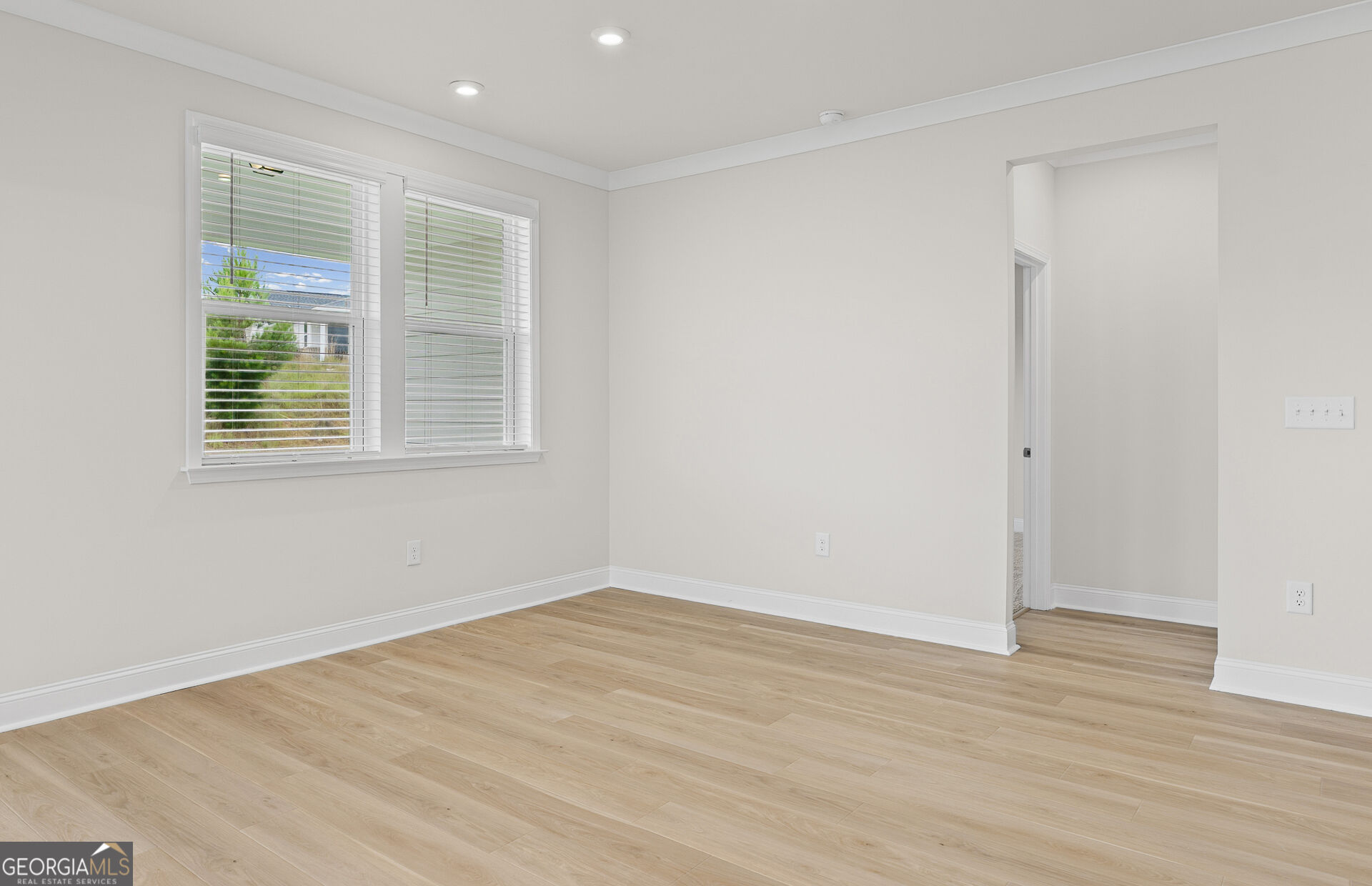 134 Kenney Way Property Photo 14