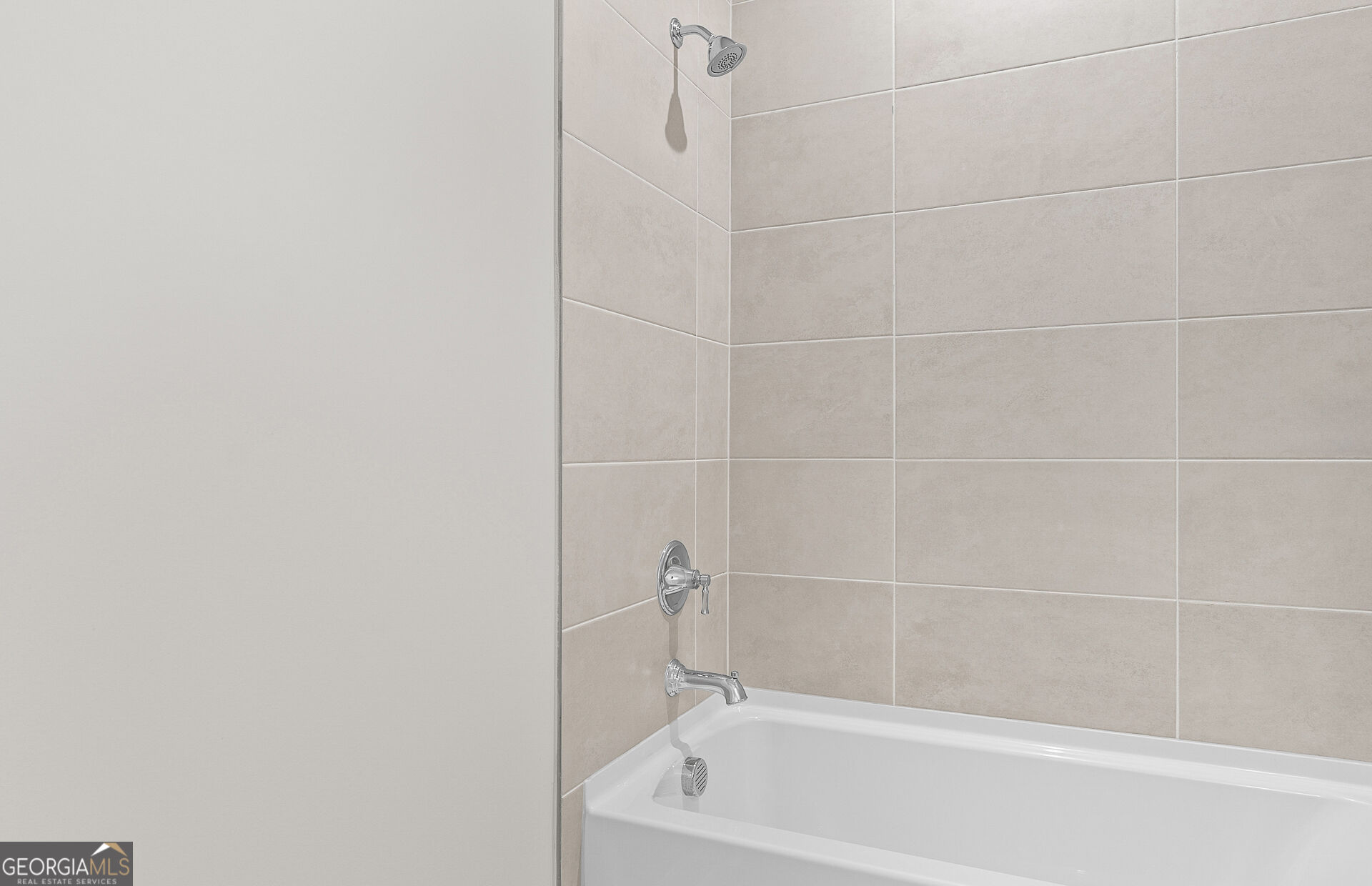 134 Kenney Way Property Photo 16