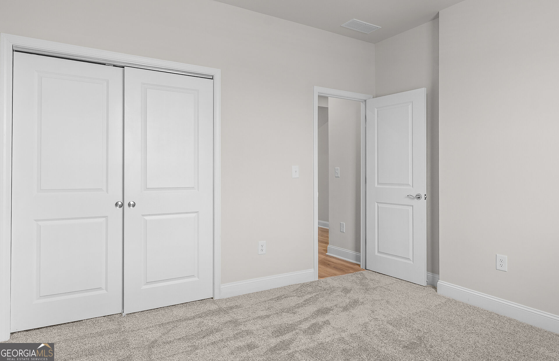 134 Kenney Way Property Photo 29