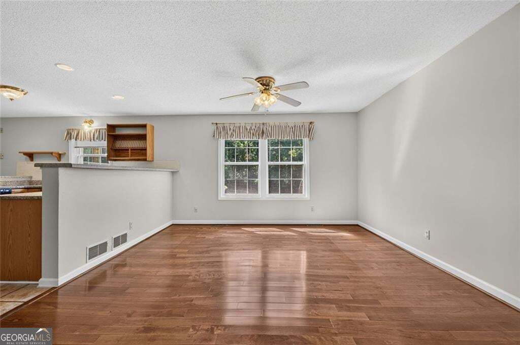 35 Oak Grove Lane Property Photo 12