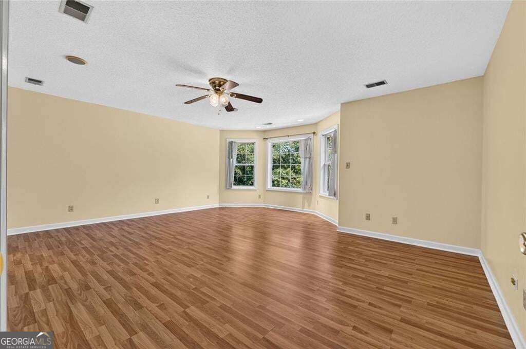 35 Oak Grove Lane Property Photo 23