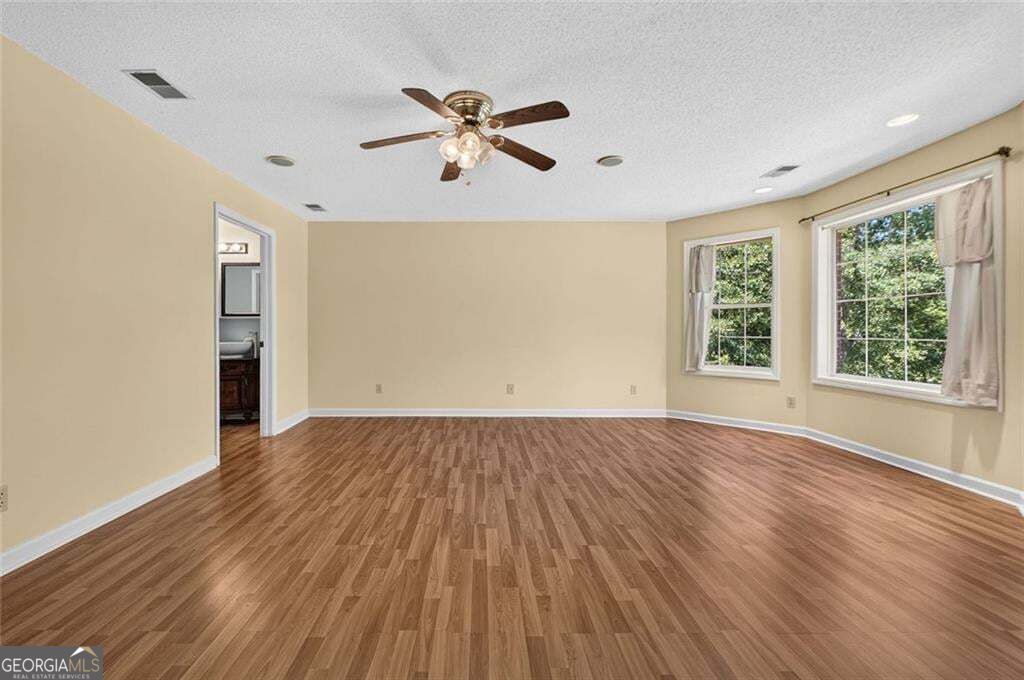 35 Oak Grove Lane Property Photo 24