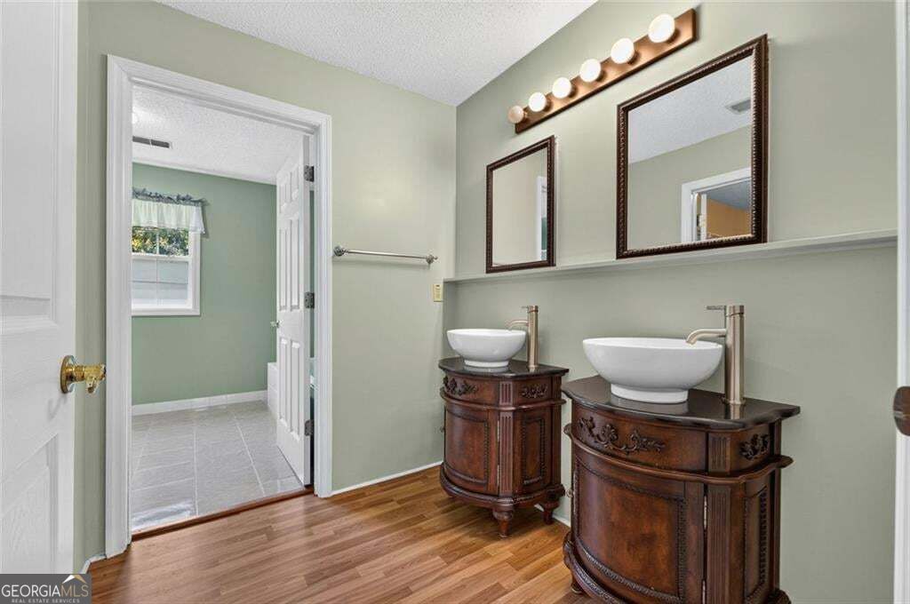 35 Oak Grove Lane Property Photo 28
