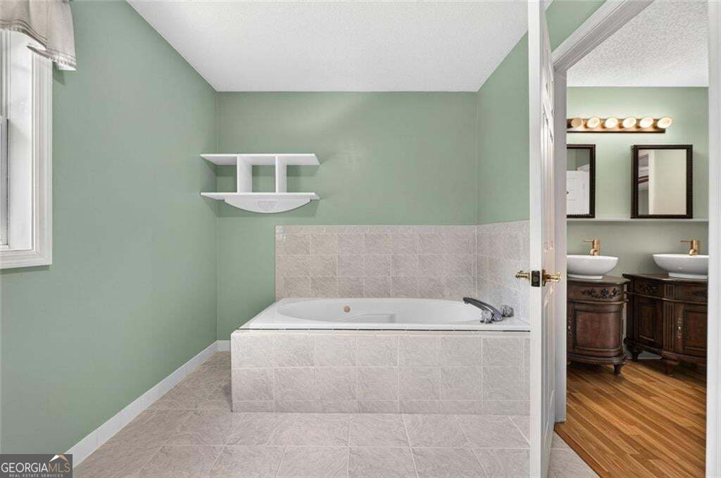 35 Oak Grove Lane Property Photo 29