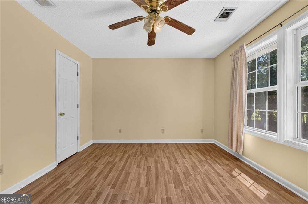 35 Oak Grove Lane Property Photo 32