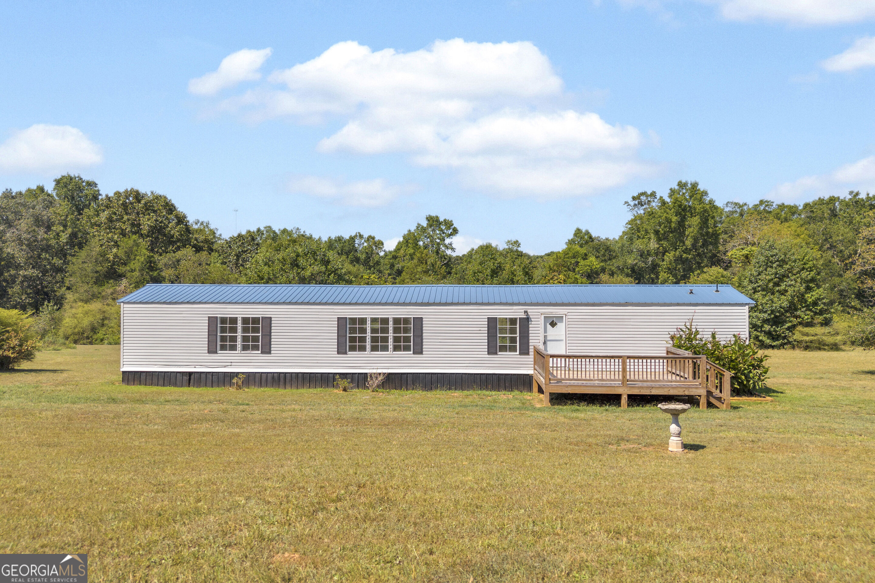820 E County Line Road Property Photo 1