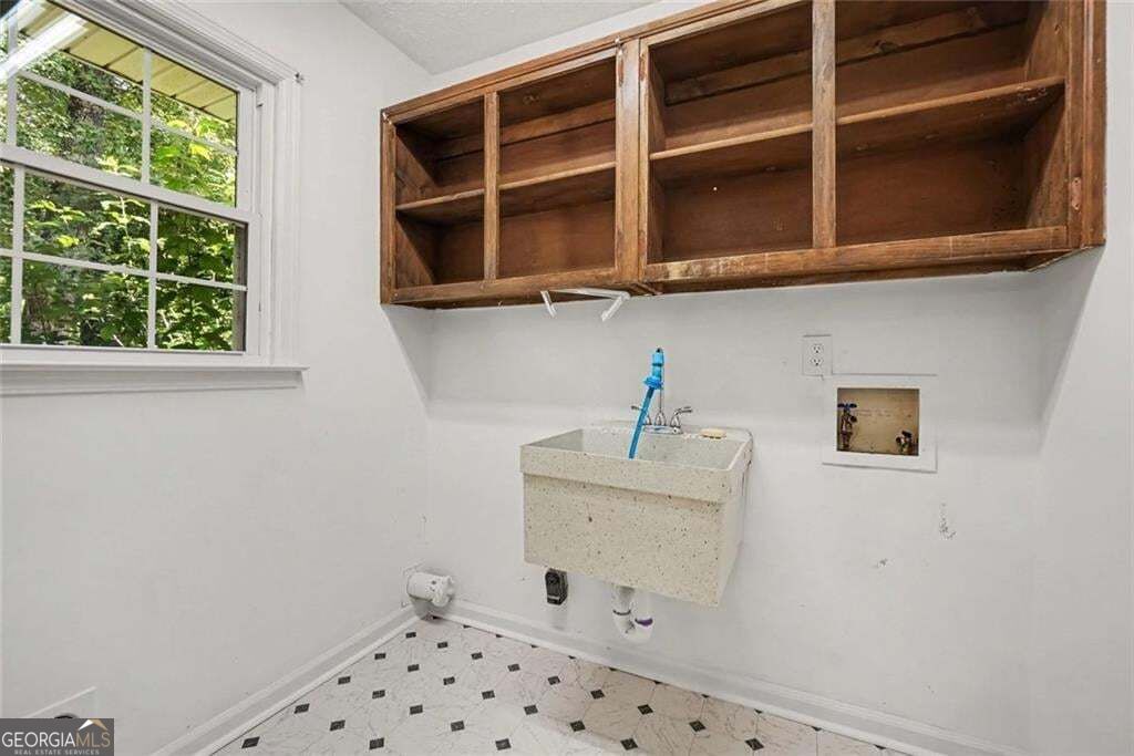 578 Glennhaven Drive Nw Property Photo 7