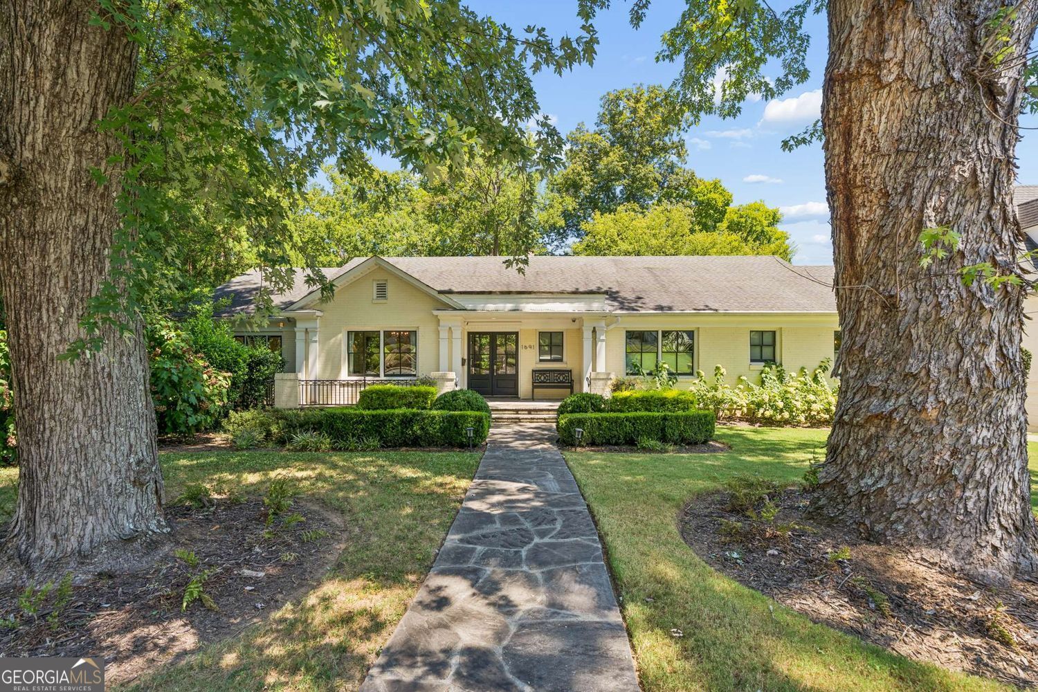 1691 Friar Tuck Road Ne Property Photo 1