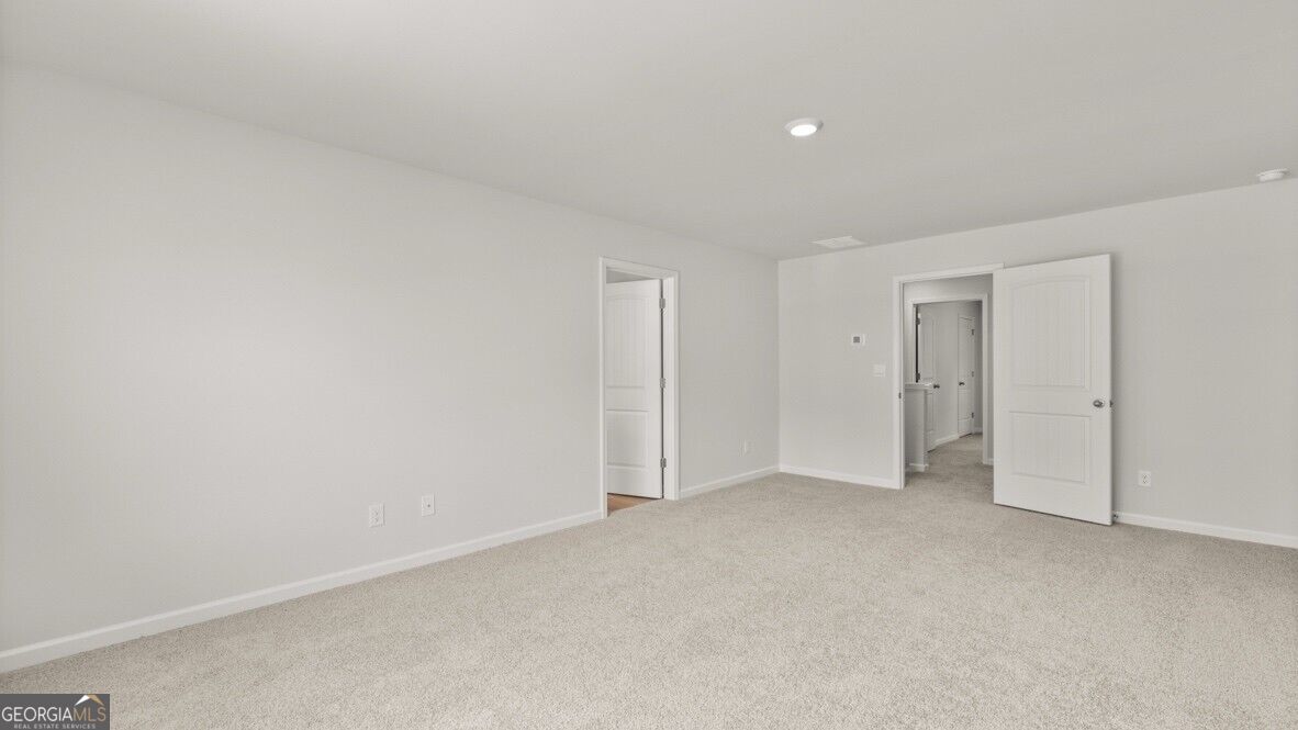 6069 Airedale Drive Property Photo 18