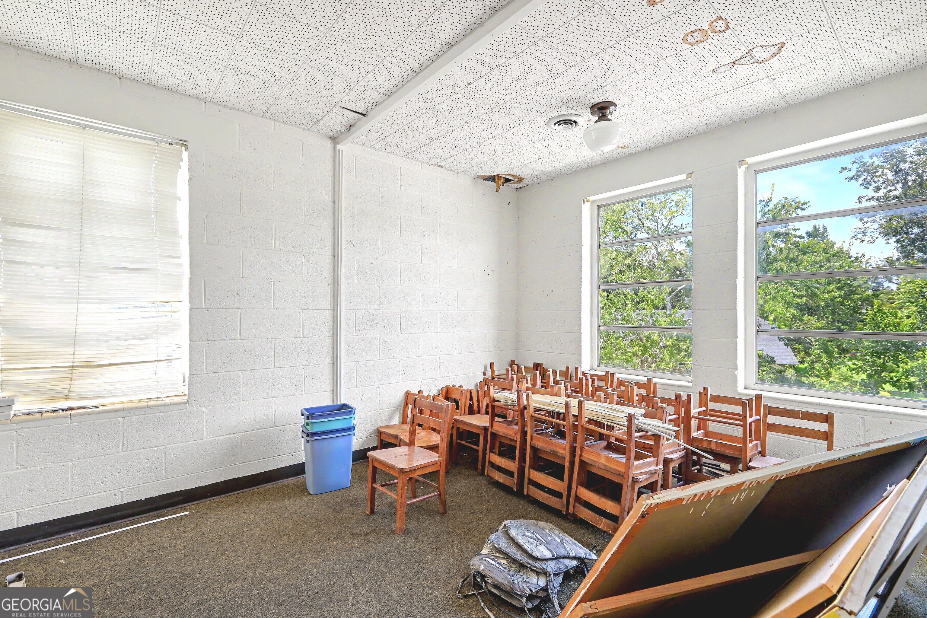 300 West Goodrich Avenue Property Photo 41