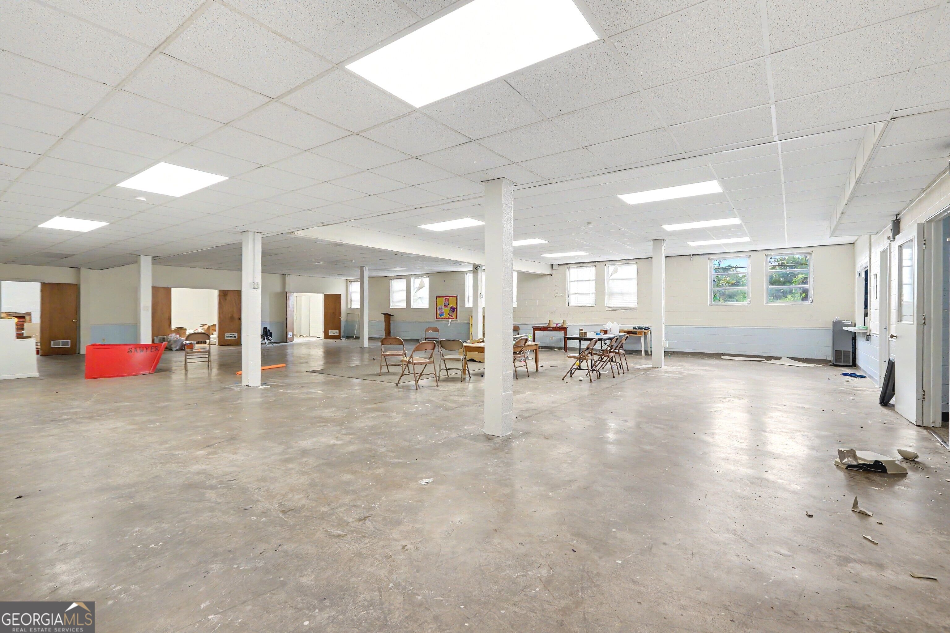 300 West Goodrich Avenue Property Photo 43