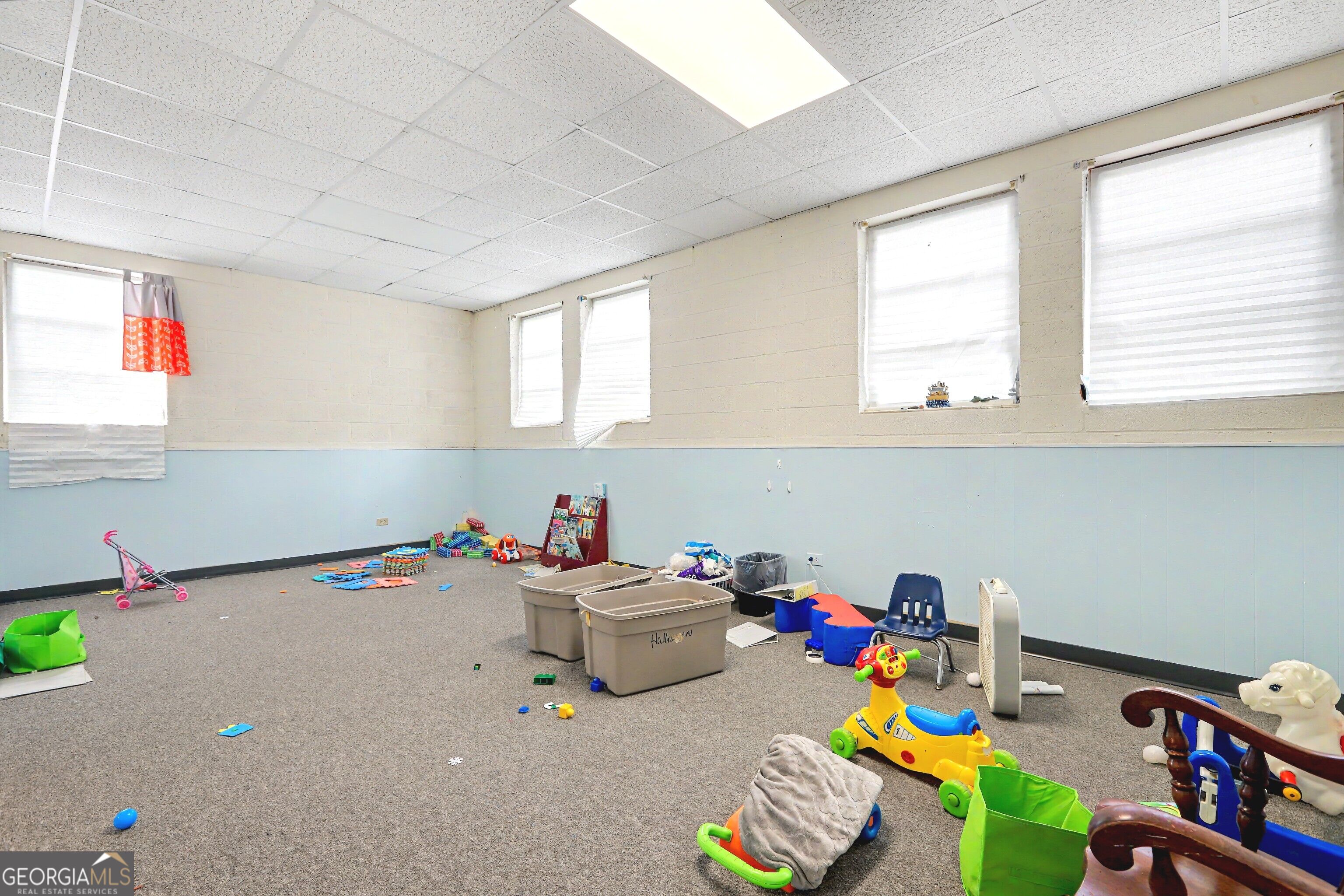 300 West Goodrich Avenue Property Photo 48