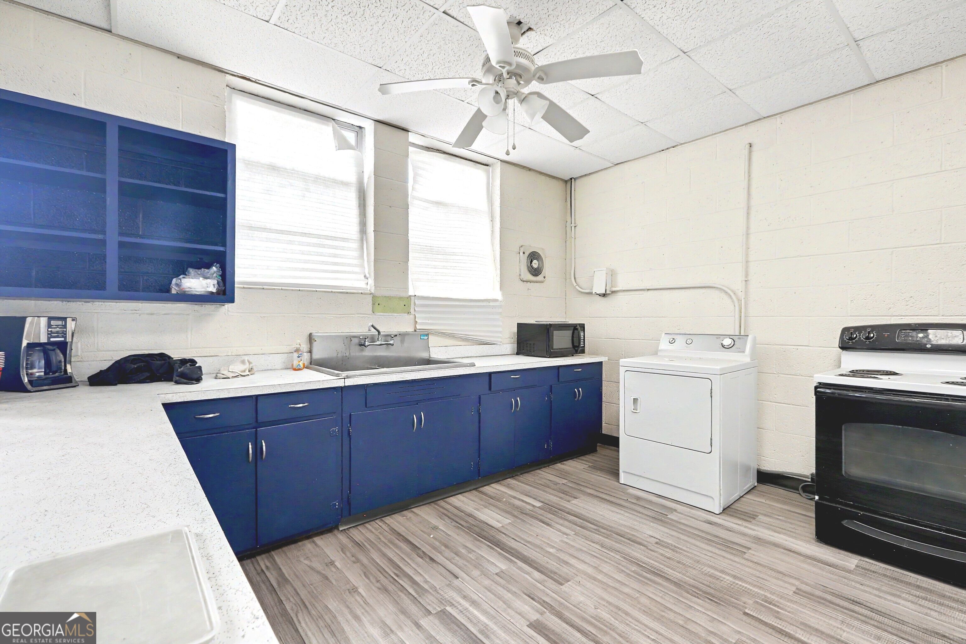300 West Goodrich Avenue Property Photo 51