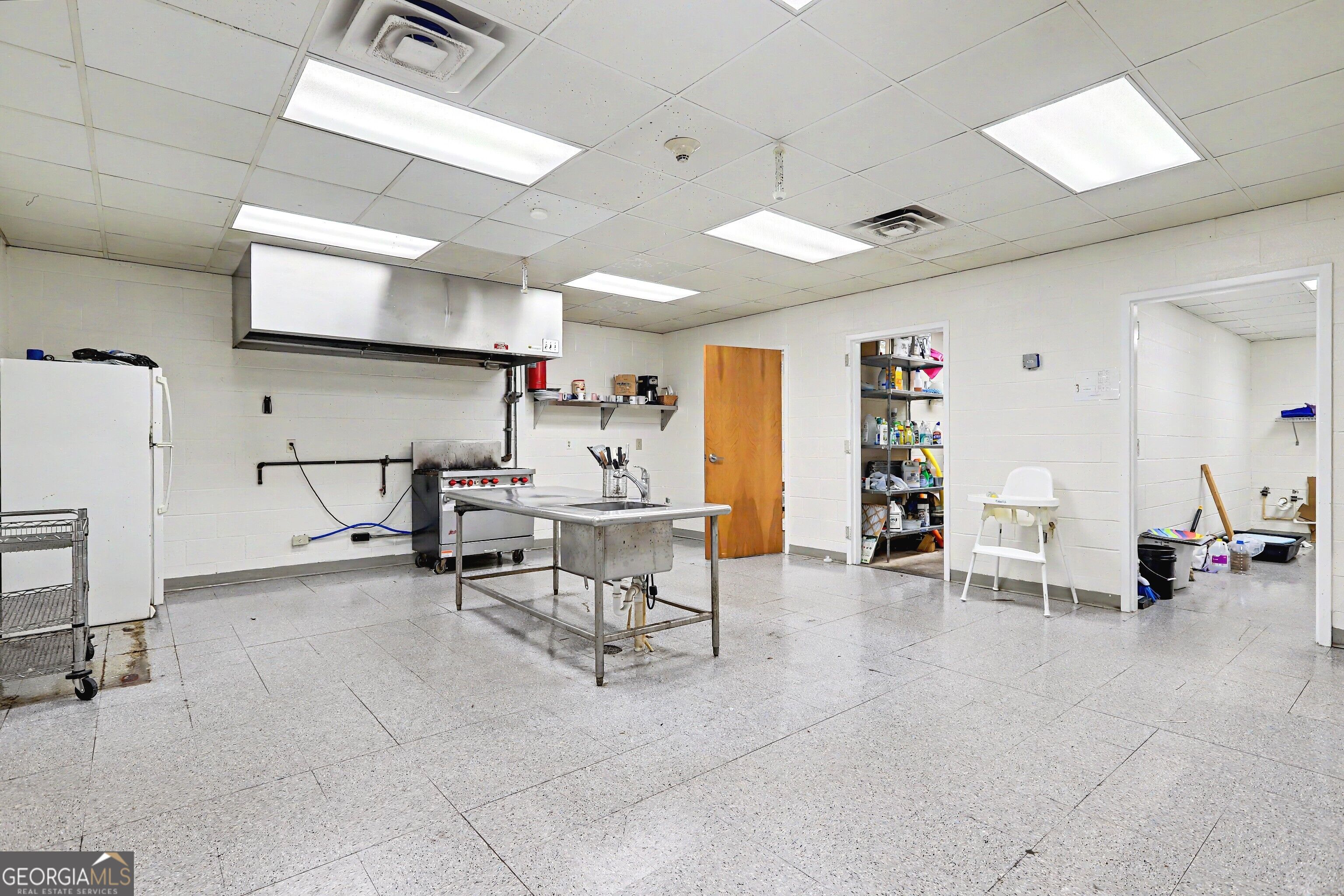 300 West Goodrich Avenue Property Photo 71