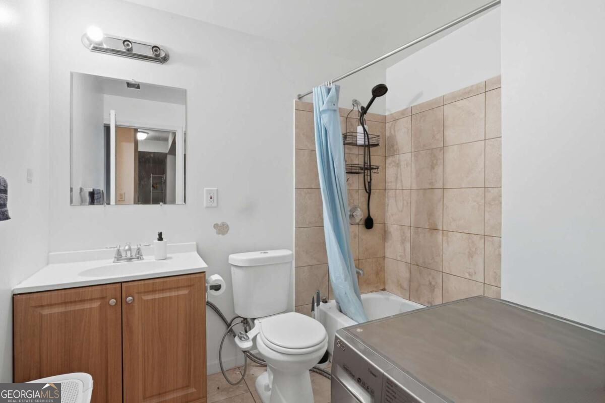 3819 Clearbrooke Way Property Photo 26