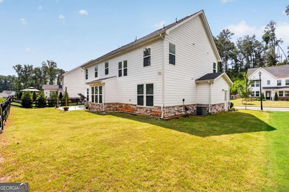 8080 Brewton Bend Property Photo 9