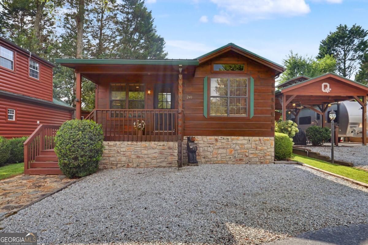 240 River Vista Drive Property Photo 1