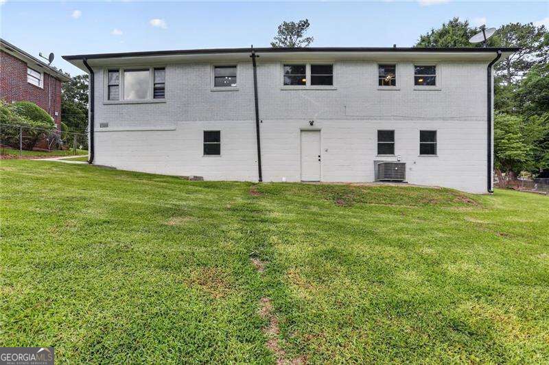 3081 Glendale Court Property Photo 15