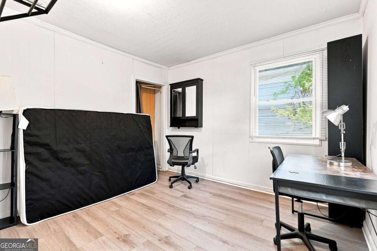 1071 Center Street Nw Property Photo 14