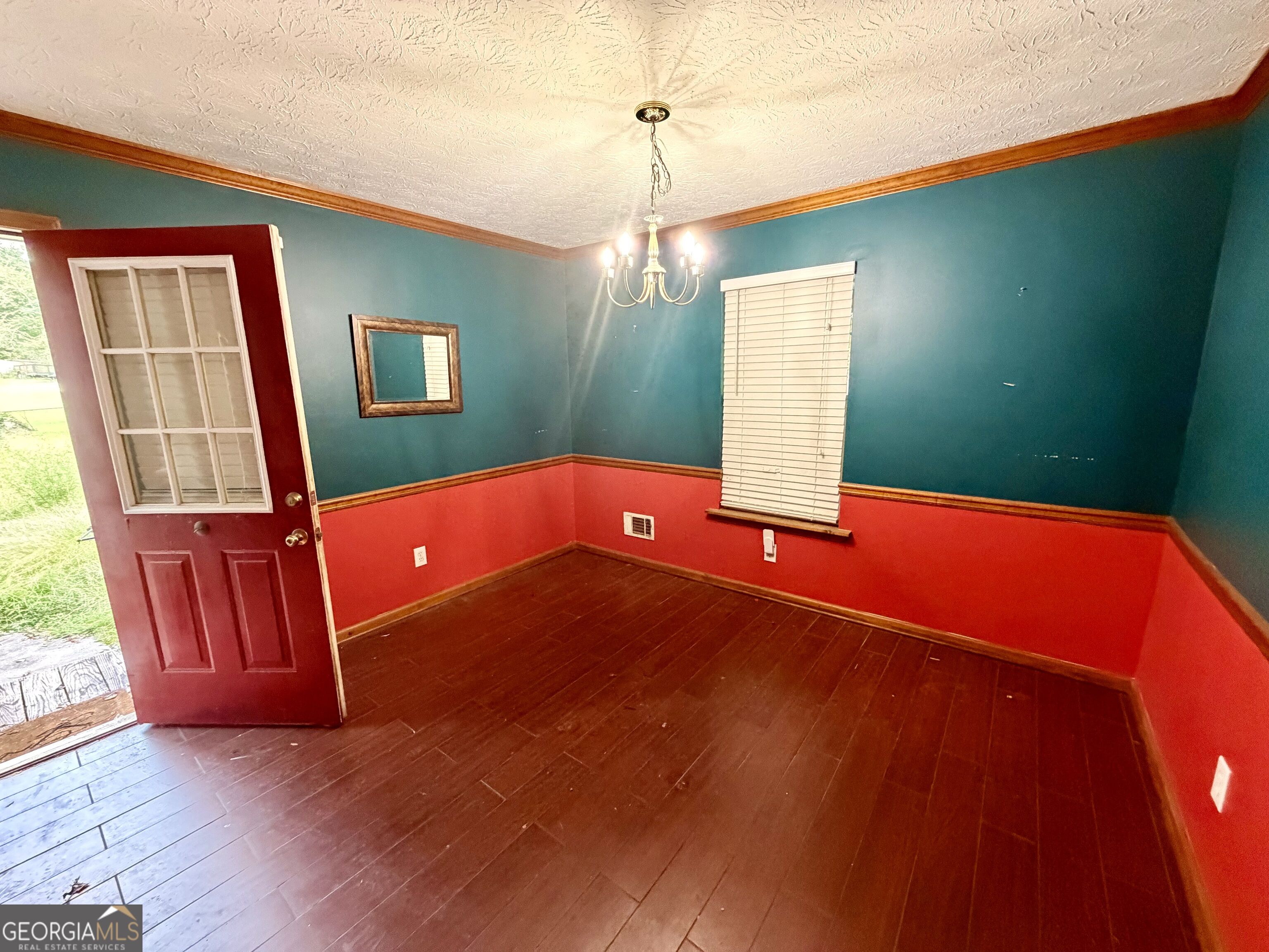 95 White Acres Drive Property Photo 7