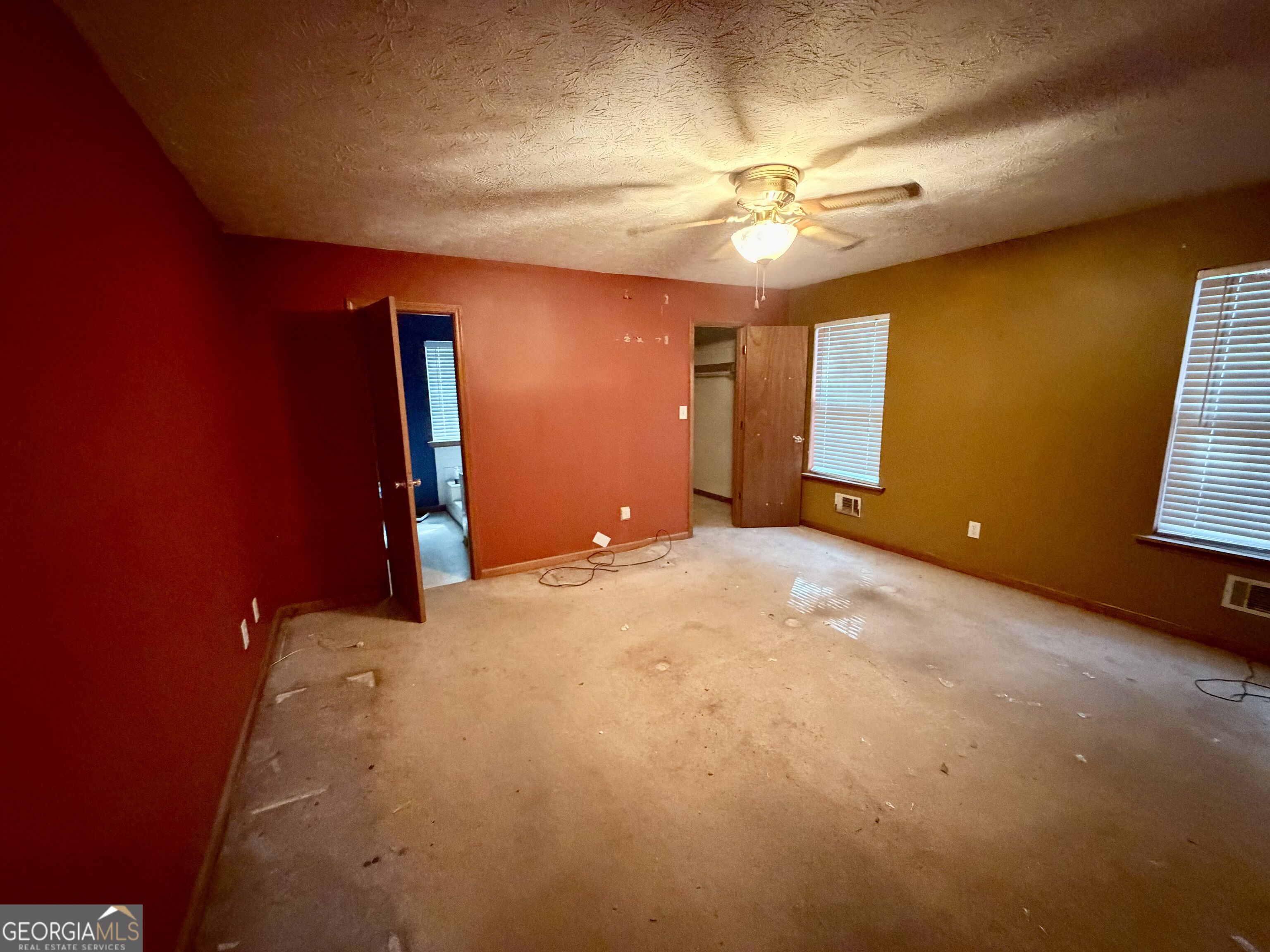 95 White Acres Drive Property Photo 10