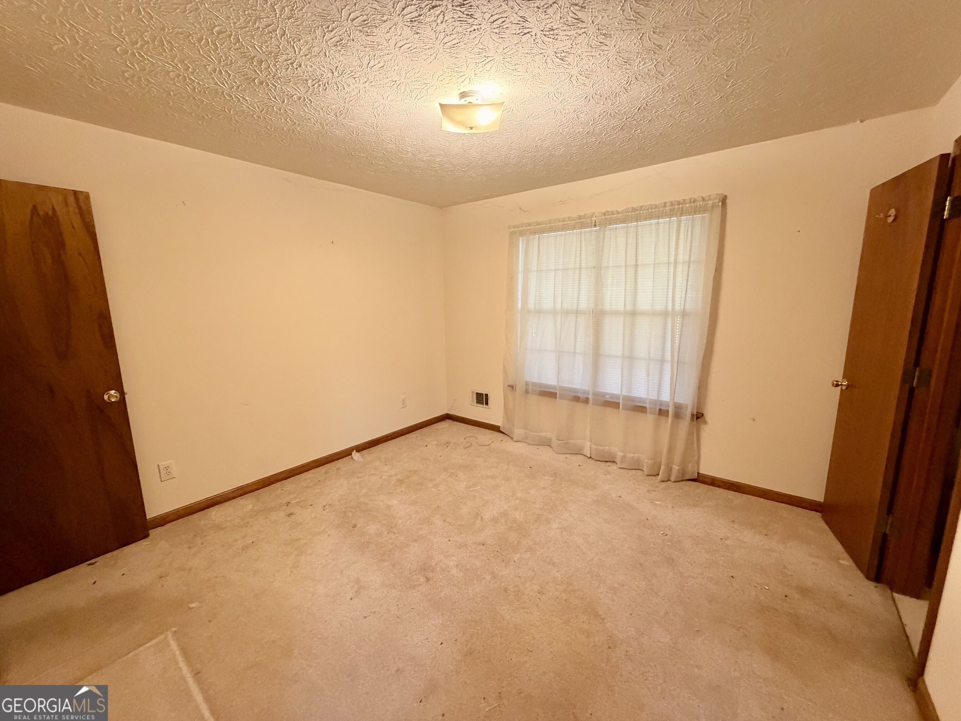 95 White Acres Drive Property Photo 13