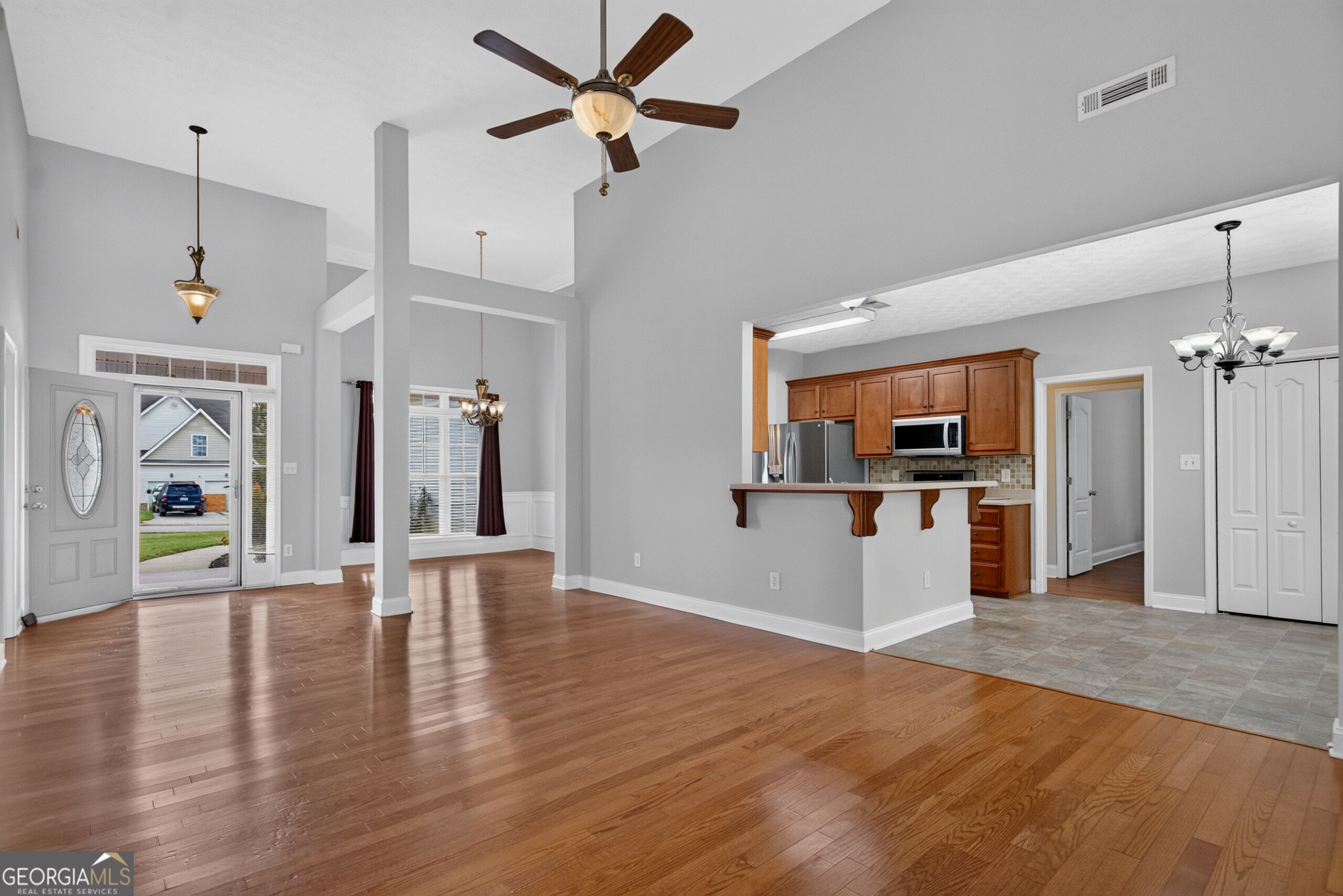 105 Churchill Drive Property Photo 8