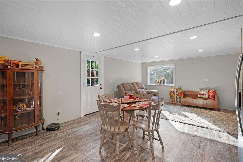 678 River Bend Road Sw Property Photo 14