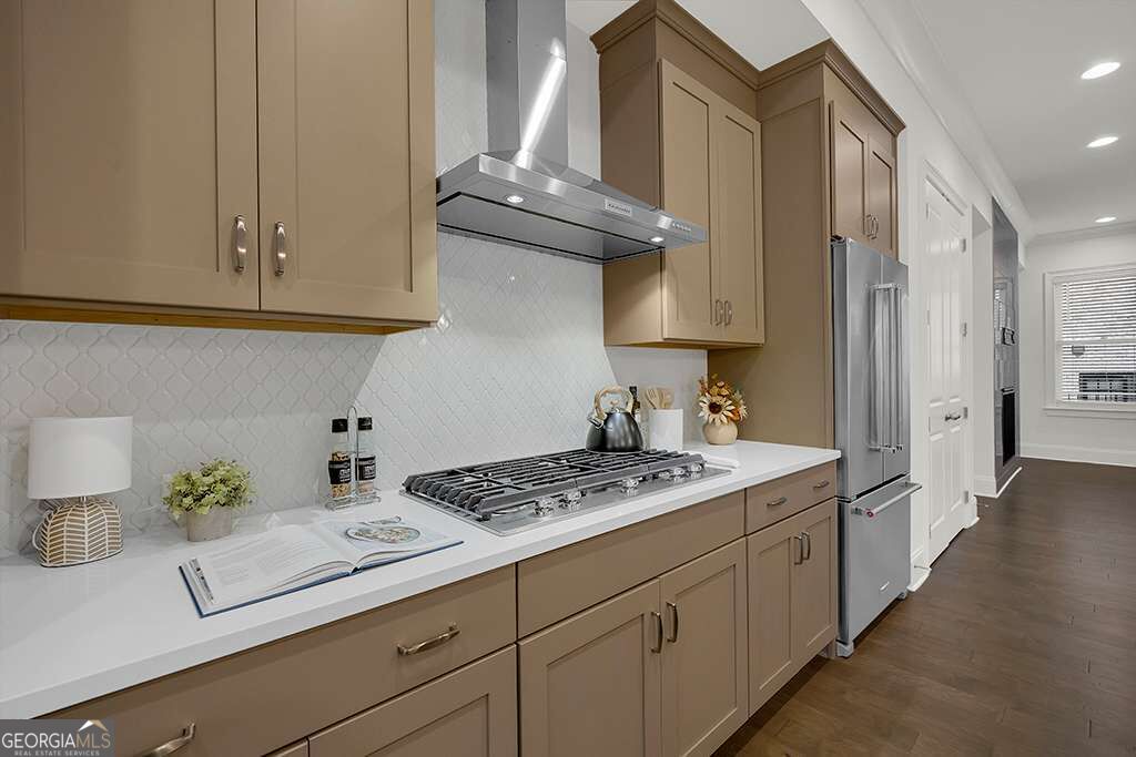 6807 Encore Boulevard Property Photo 7