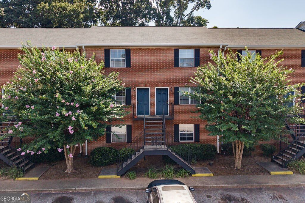 2165 S Milledge Avenue # E4 Property Photo 1