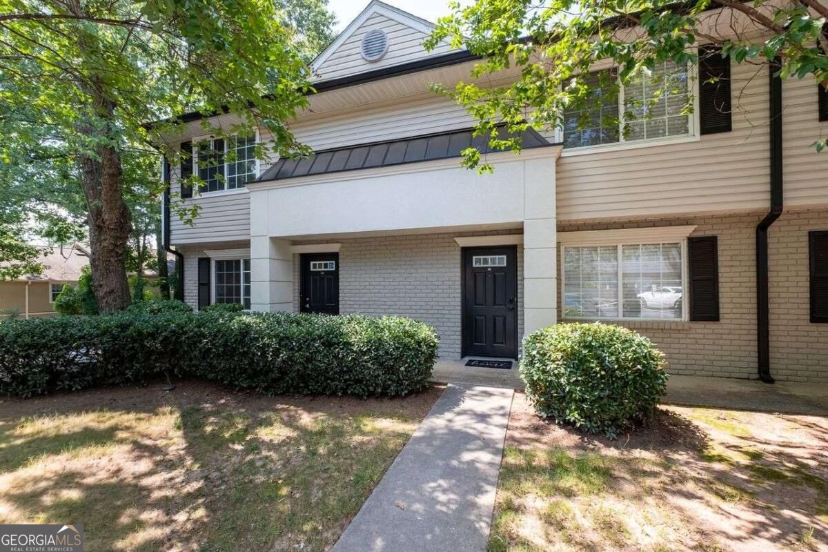 6940 Roswell Road # B3 Property Photo 1
