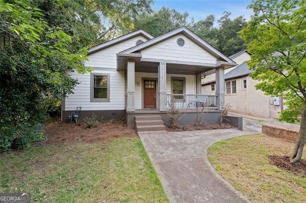 8 Whitefoord Avenue Ne Property Photo 1