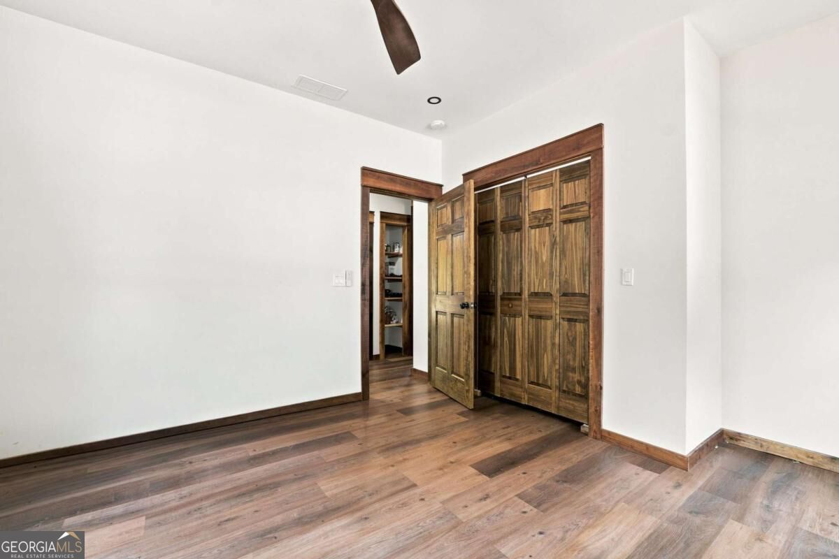 180 Red Plum Drive Property Photo 28