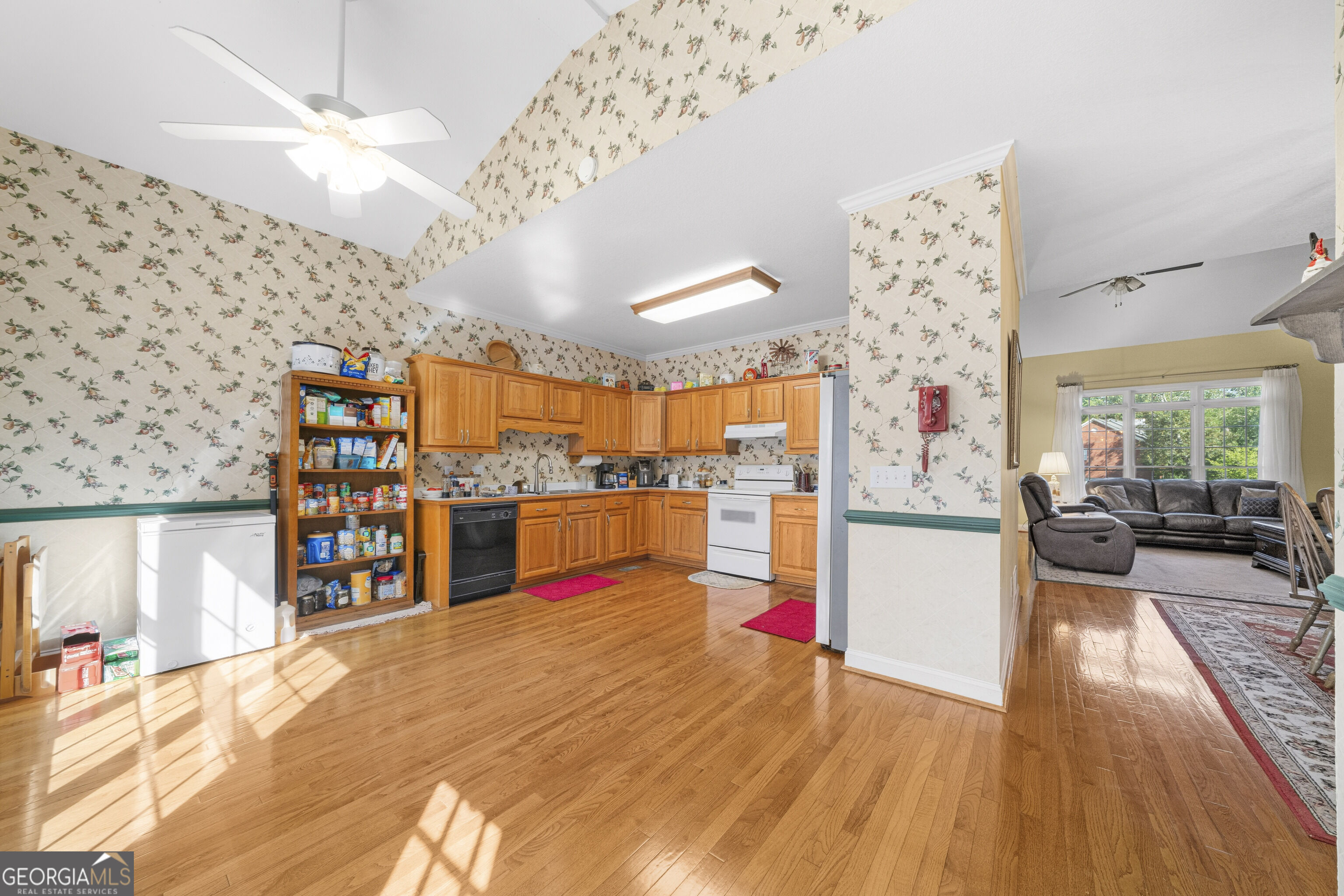 11 Harbor Lane Property Photo 14