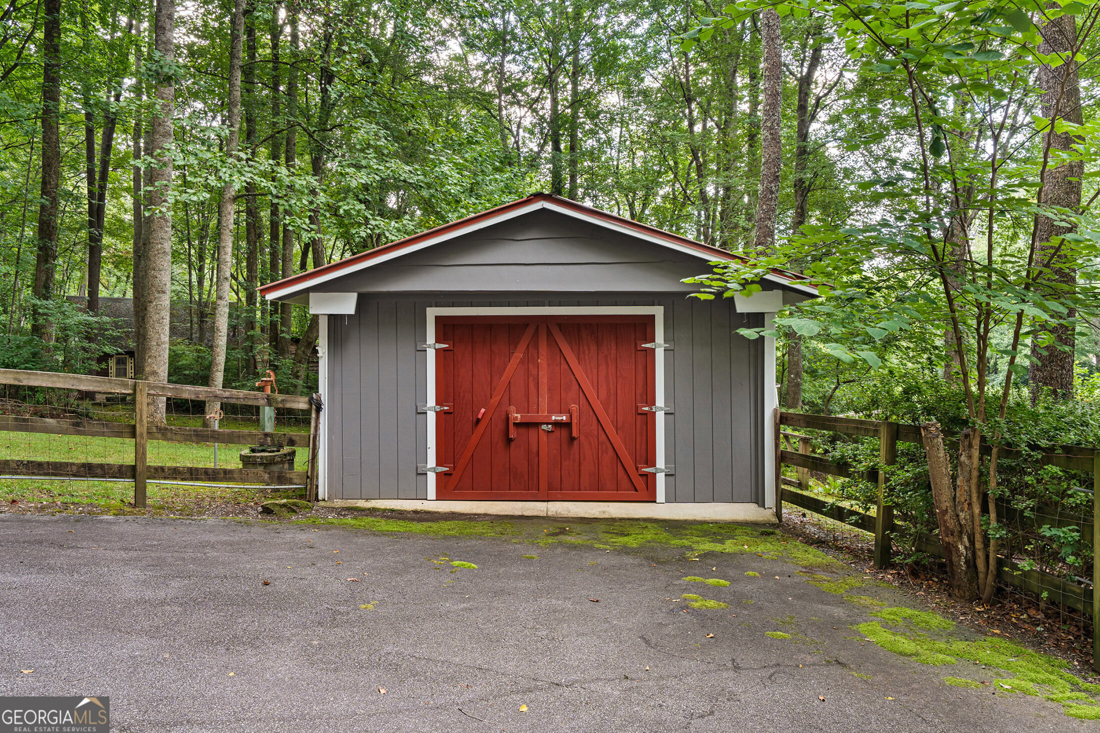 5432 Wolffork Road Property Photo 54
