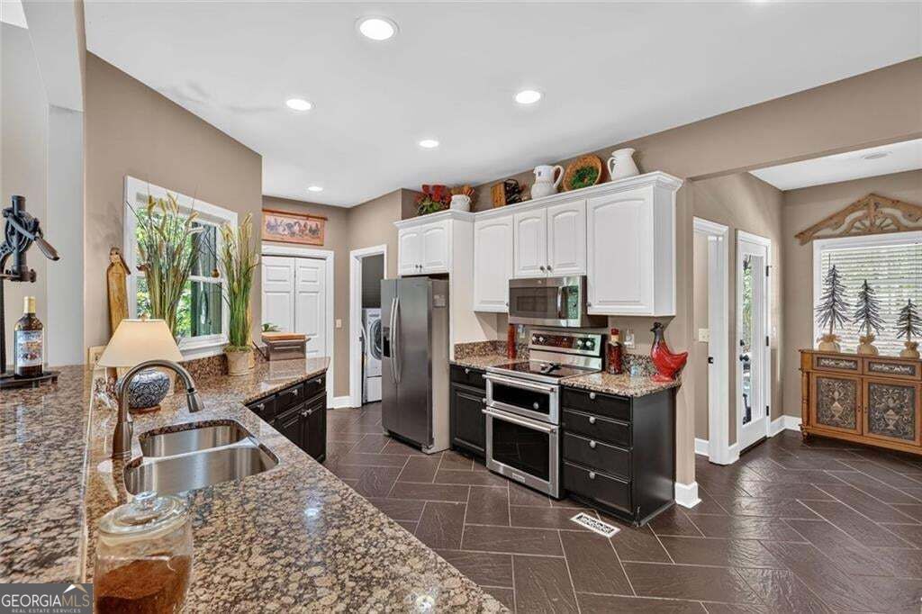 205 Muirfield Way Property Photo 2