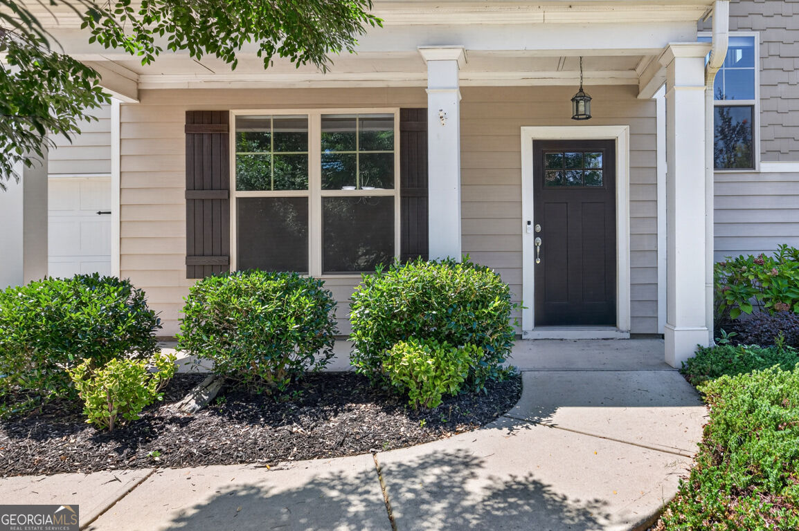 1202 Lincoln Lane Property Photo 3