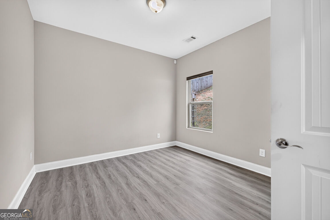 1202 Lincoln Lane Property Photo 21